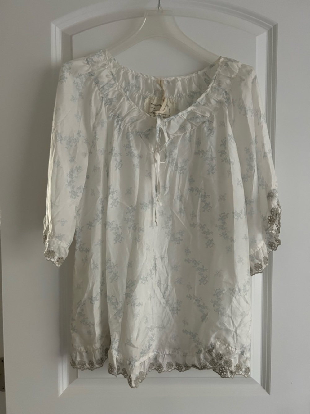 Johnny Was Sulk Cream-Blue  Floral Peasant Top tunic size Medium